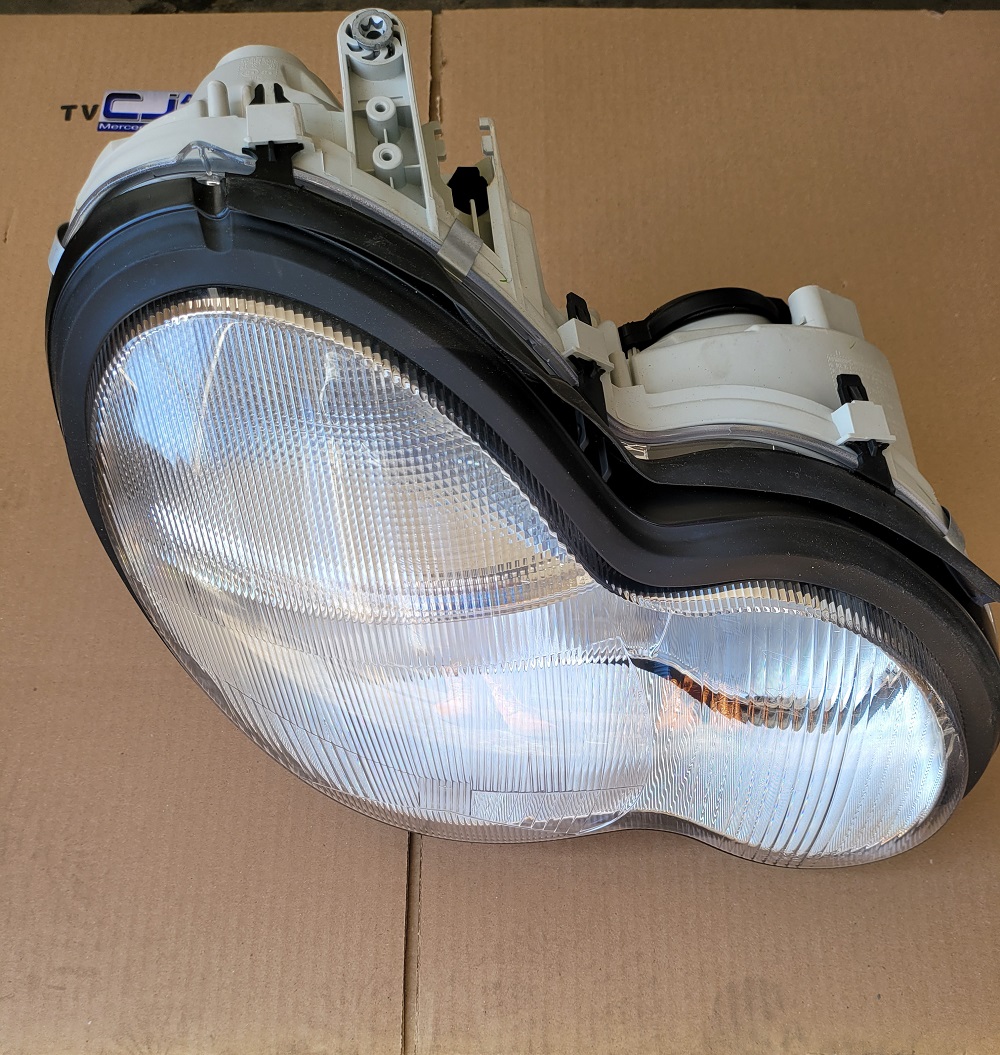 W203 Frosted Xenon Headlight