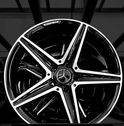 17 INCH RIM SET NEW