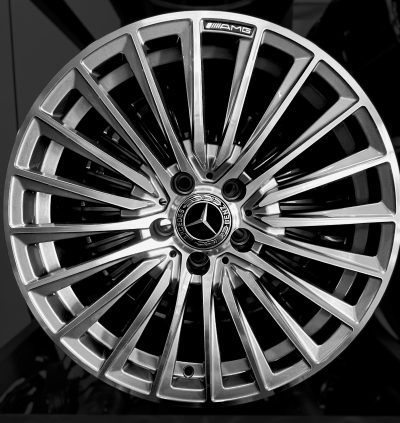 18 INCH RIM SET SILVER NEW