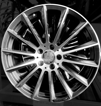 19 INCH RIM SET NEW